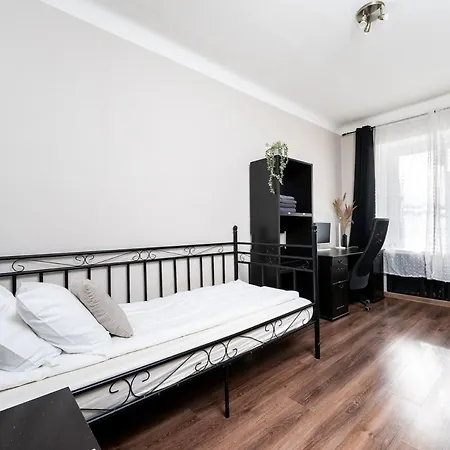 Cinema - 2-bed, 2-bath - Free Private Parking 탈린