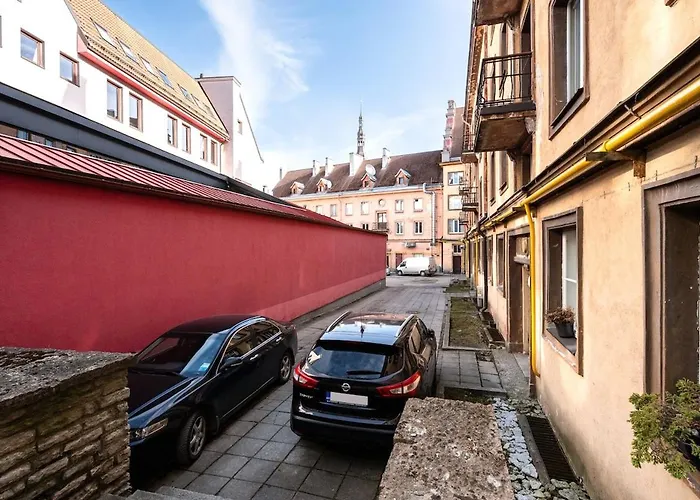 Cinema - 2-bed, 2-bath - Free Private Parking Korter Tallinn