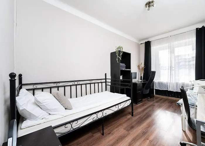 Cinema - 2-bed, 2-bath - Free Private Parking Tallinn