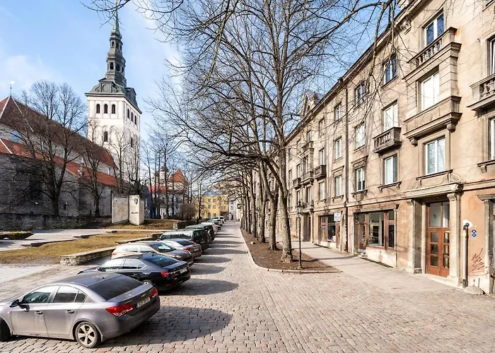 Cinema - 2-bed, 2-bath - Free Private Parking * Ταλίν