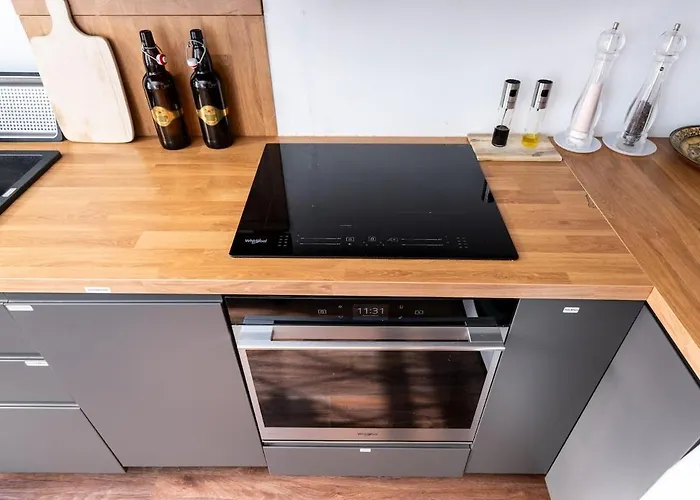 Cinema - 2-bed, 2-bath - Free Private Parking Διαμέρισμα Ταλίν