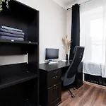 Cinema - 2-bed, 2-bath - Free Private Parking 탈린