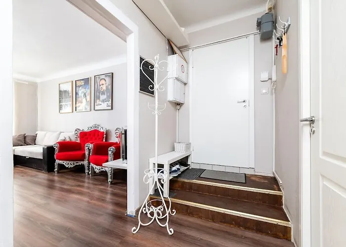 דירה Cinema - 2-bed, 2-bath - Free Private Parking